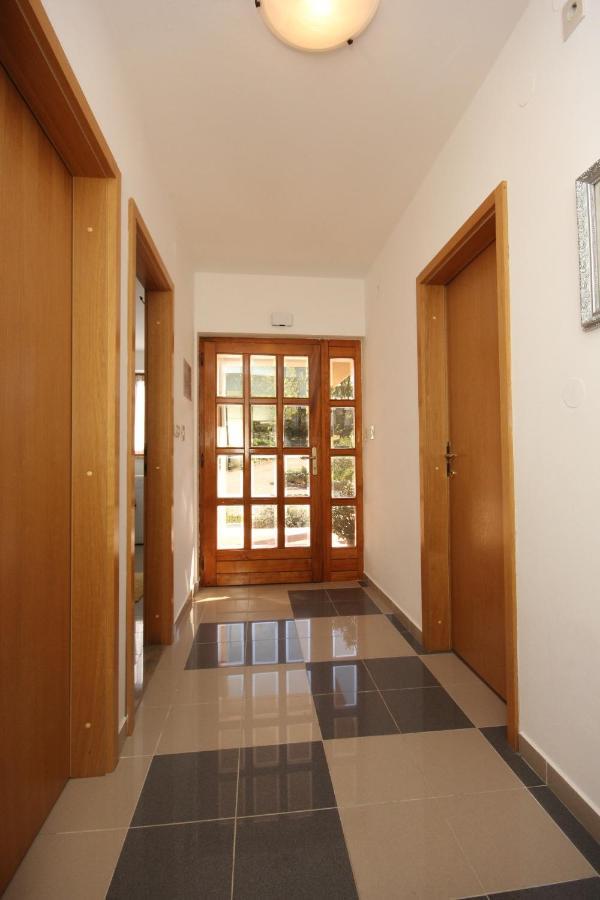 Apartments With A Parking Space Presika, Labin - 7390 Dış mekan fotoğraf
